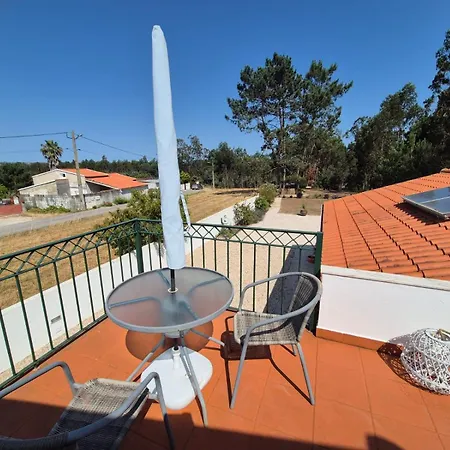 Lägenhet Quinta Da Familia Caldas Da Rainha